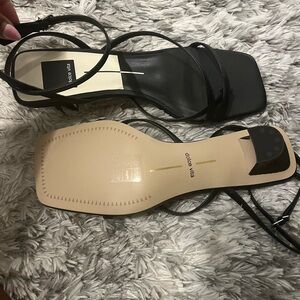 Dolce Vita Baylor heels black leather. 8.5. Never worn. No longer have shoebox.